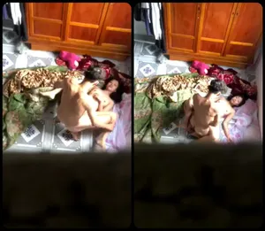 Quay lén chị gái trả bài nhau với bạn trai