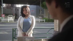 Anh xã yếu không làm lên đỉnh, bà xã lên mạng tìm trai trẻ nắc khỏe